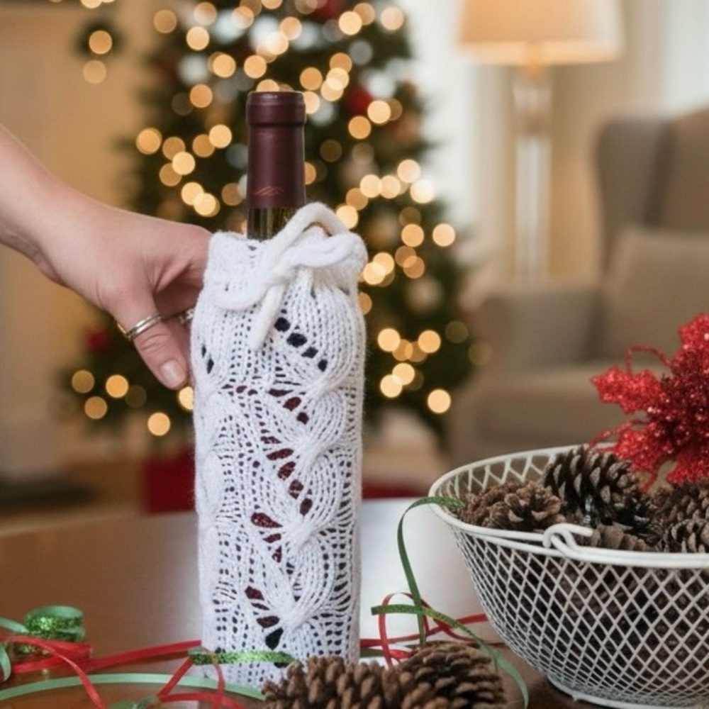 Hand Crafted Wine Bottle Vase Cover Gift Bar Cart Essential Botanical Holiday - Picture 8 of 16